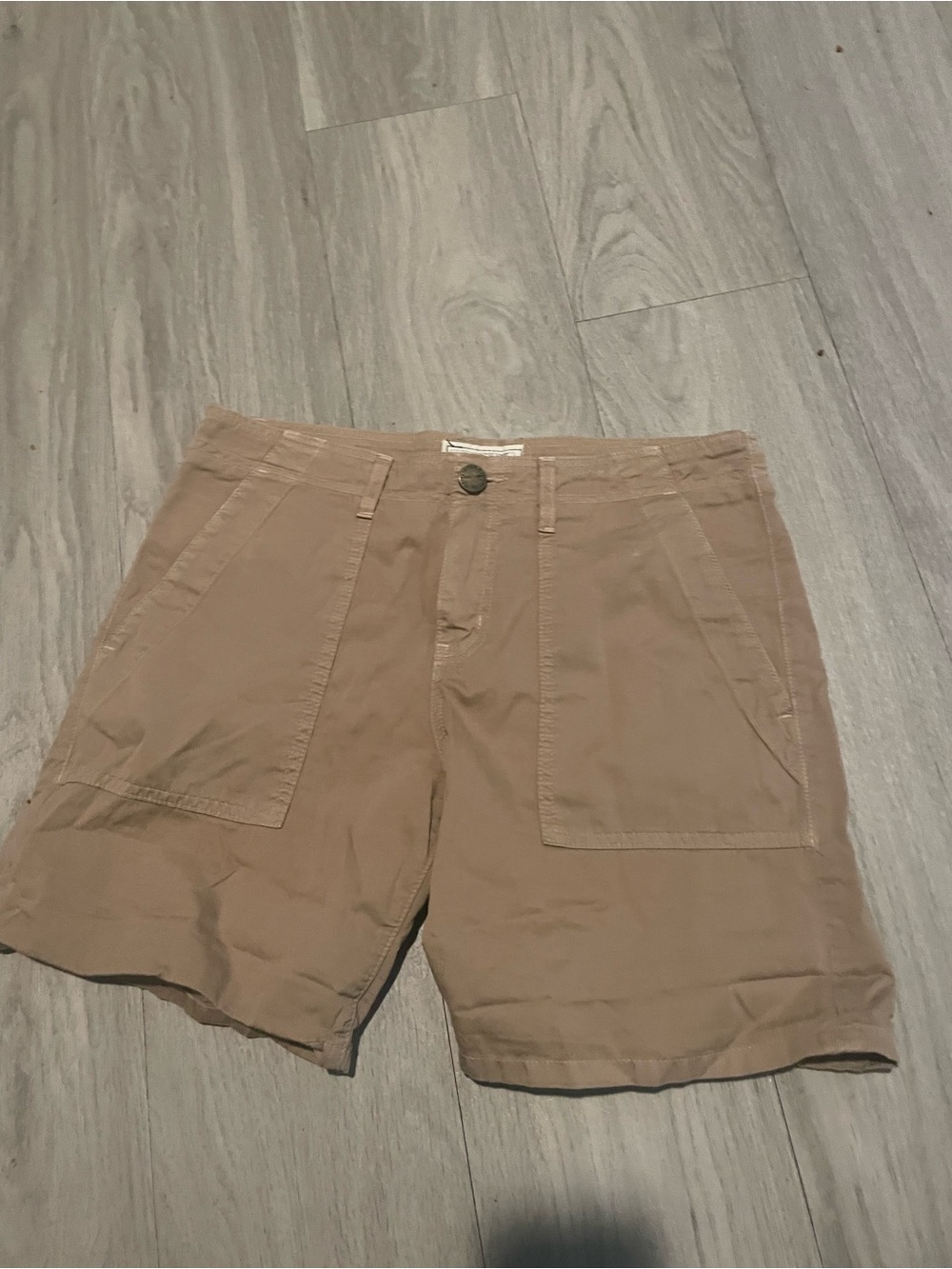 Current/Elliott Women's Cargo Shorts in Tan